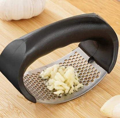 Effortless Garlic Press – Stainless Steel Manual Crusher for Fast, Easy Food Prep